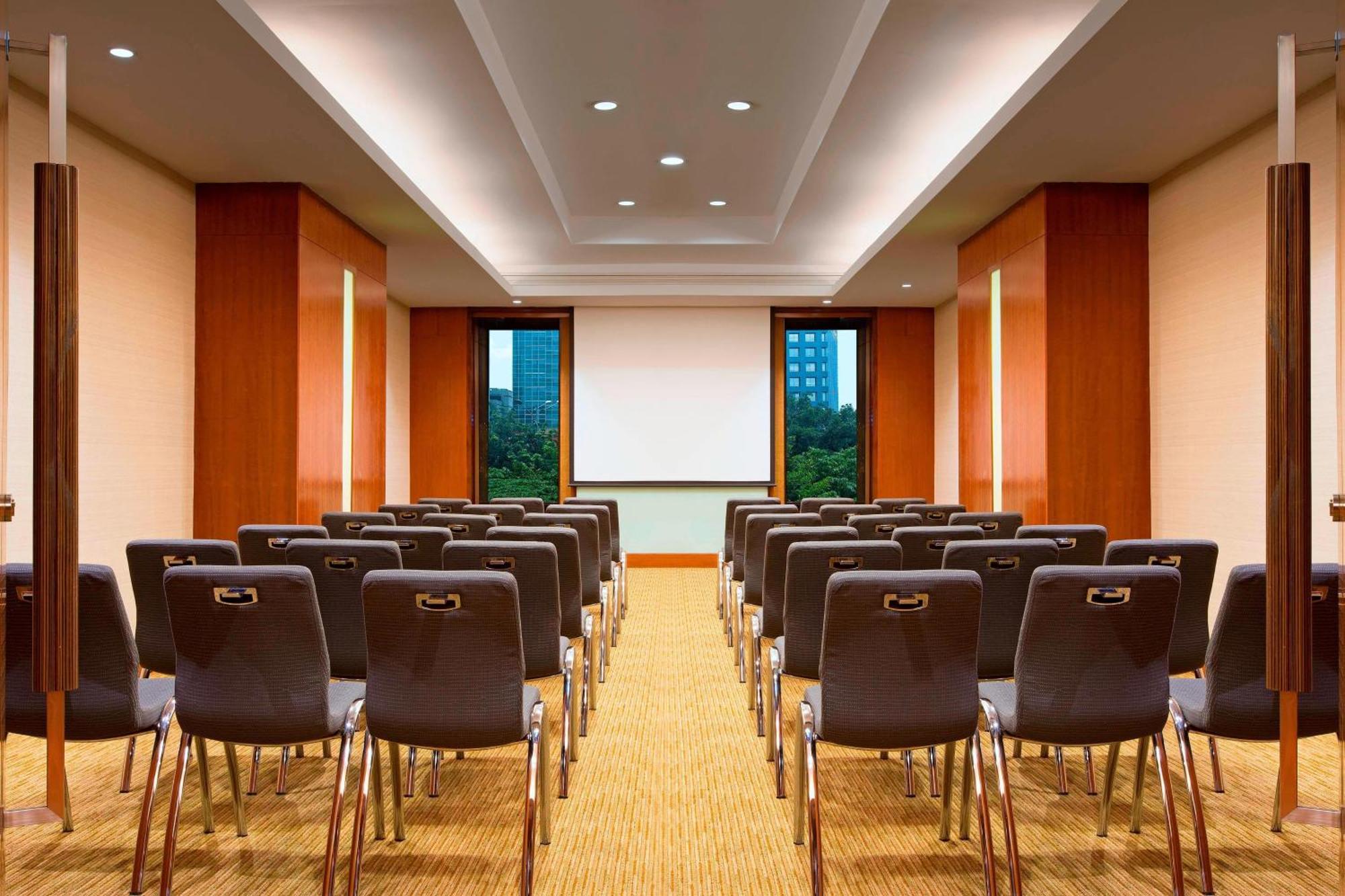 Le Meridien Hotel Jakarta